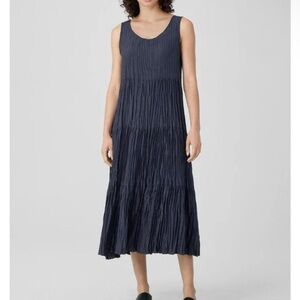 Elegant Navy Sleeveless Dress